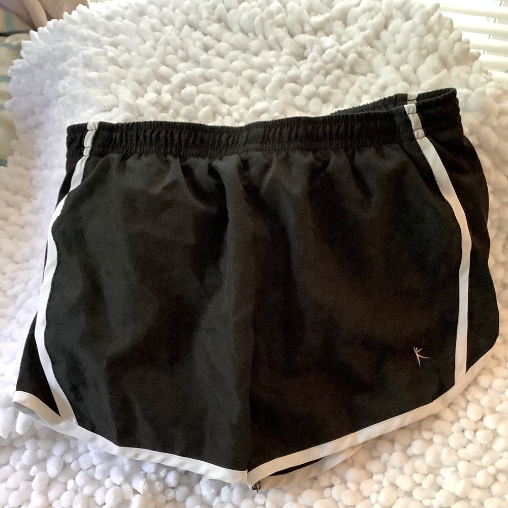 👧Danskin Now Black Exercise Shorts w/ White Strip & Built-In Bikini (M-7/8)👧